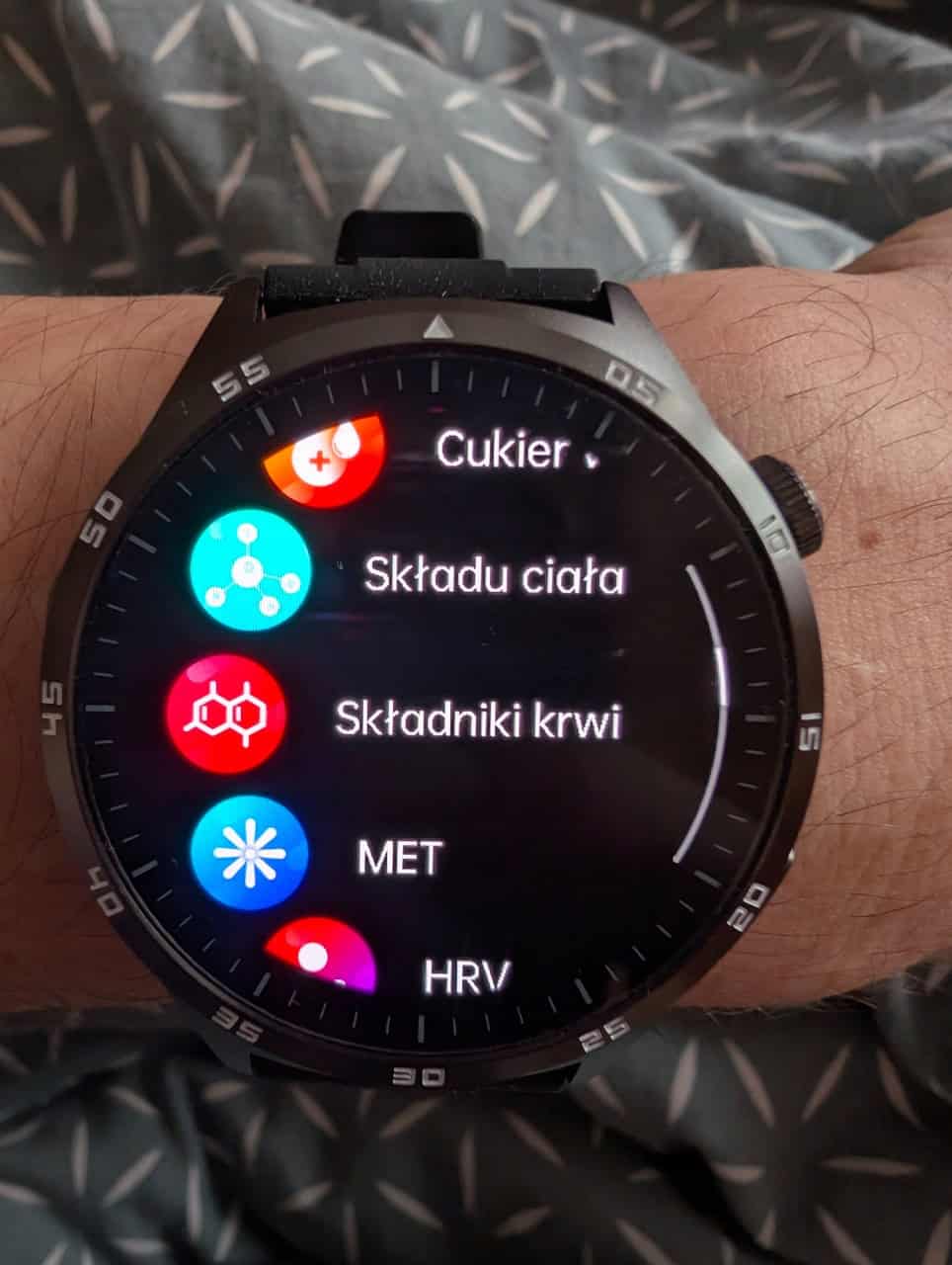 Smartwatch IWatches B-gluco Monitor Smartwatch IWatches z funkcją monitorowania glukozy B-gluco.