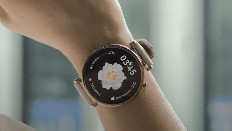 Smartwatch IWatches z wyświetlaczem pokazującym pogodę i datę, idealny do codziennego użytku.
